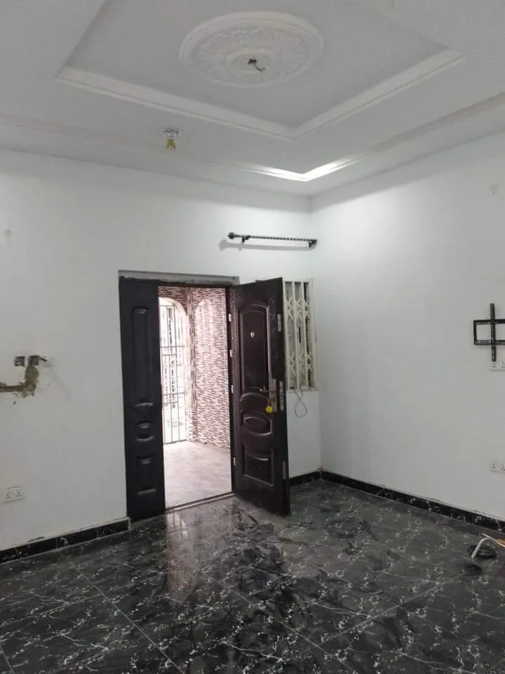 Self-contained single room, Kaneshie in Kaneshie
